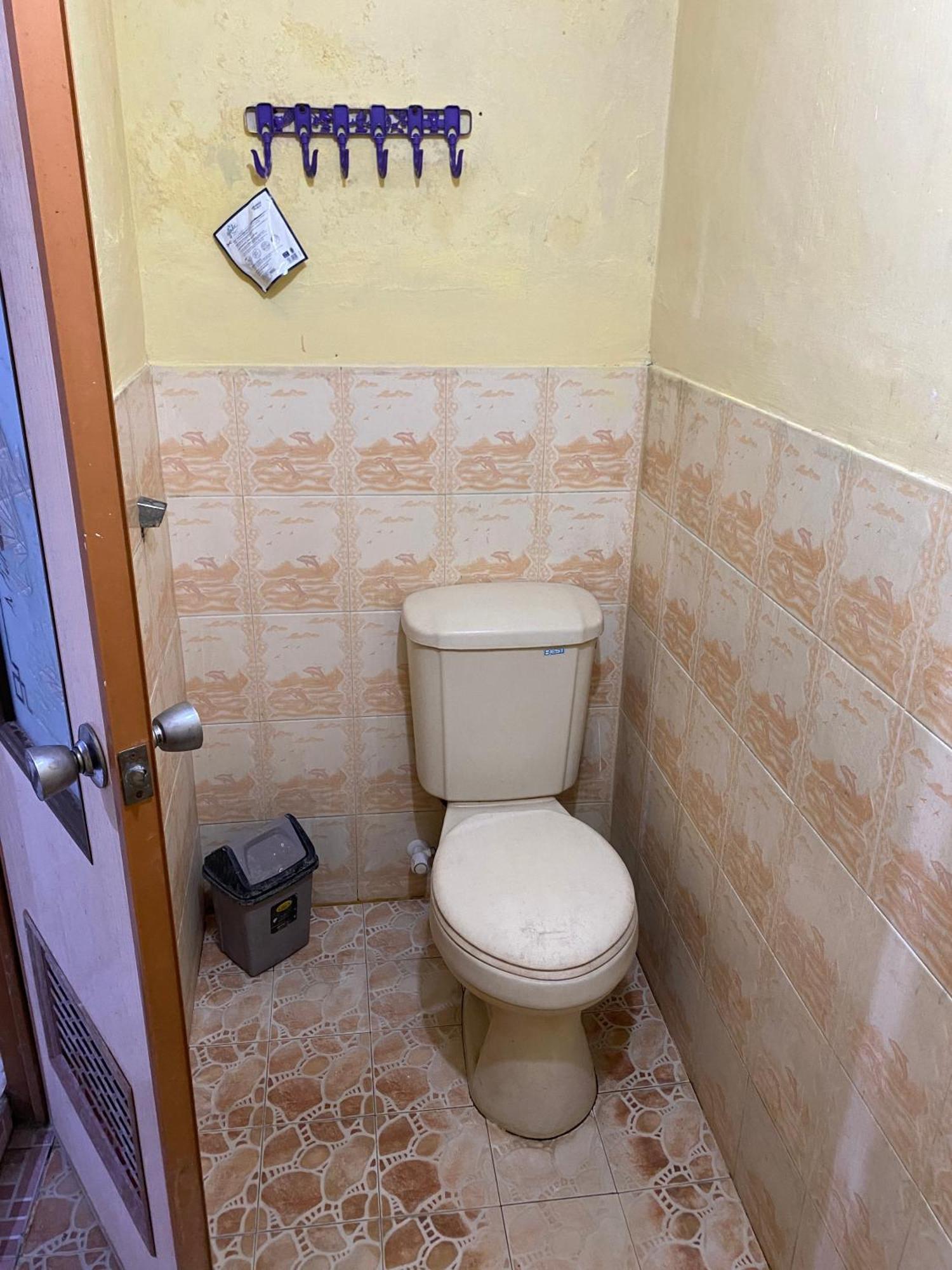 Parikesit Guest House Yogyakarta Exterior photo